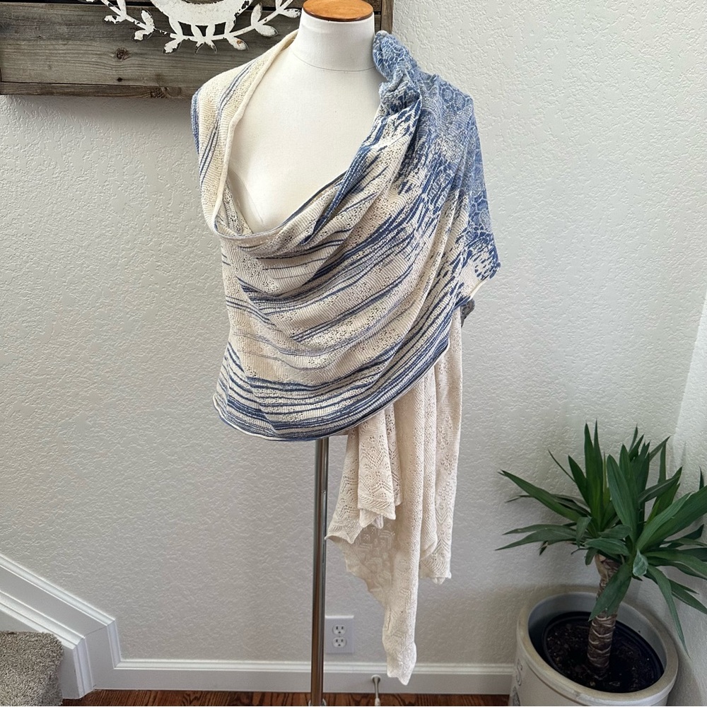 Anthropologie Angels of the North Delft wrap sweater‎ ladies size M/L